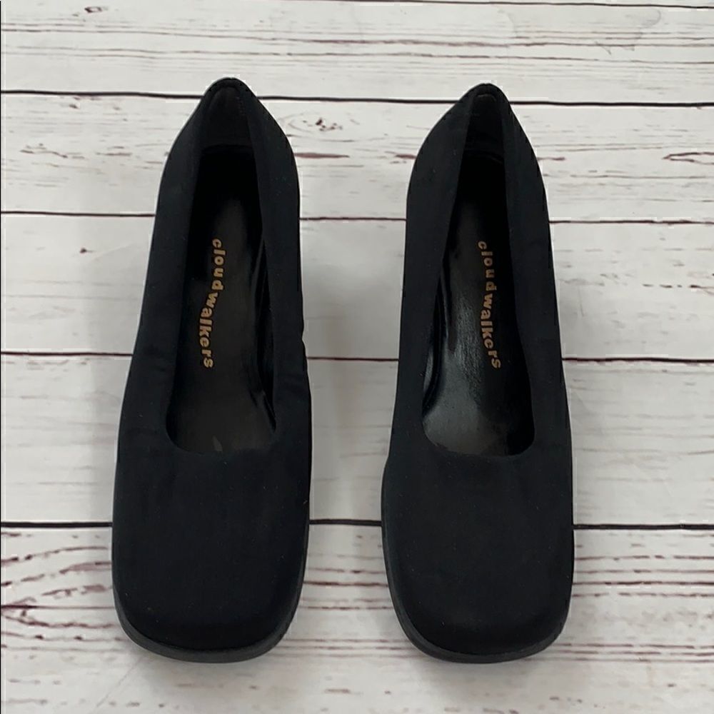 Cloud Walkers Pumps